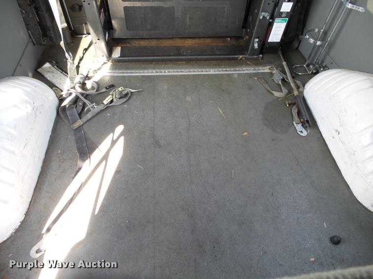 image for item DA2649 2000 Chevrolet Express 2500 Extended Cargo shuttle bus