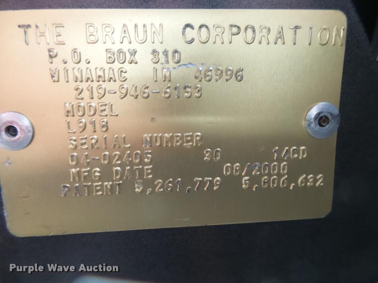 image for item DA2649 2000 Chevrolet Express 2500 Extended Cargo shuttle bus