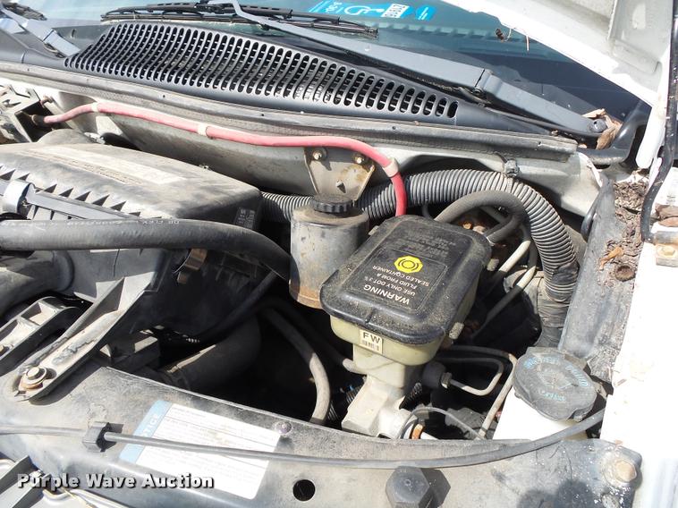 image for item DA2649 2000 Chevrolet Express 2500 Extended Cargo shuttle bus