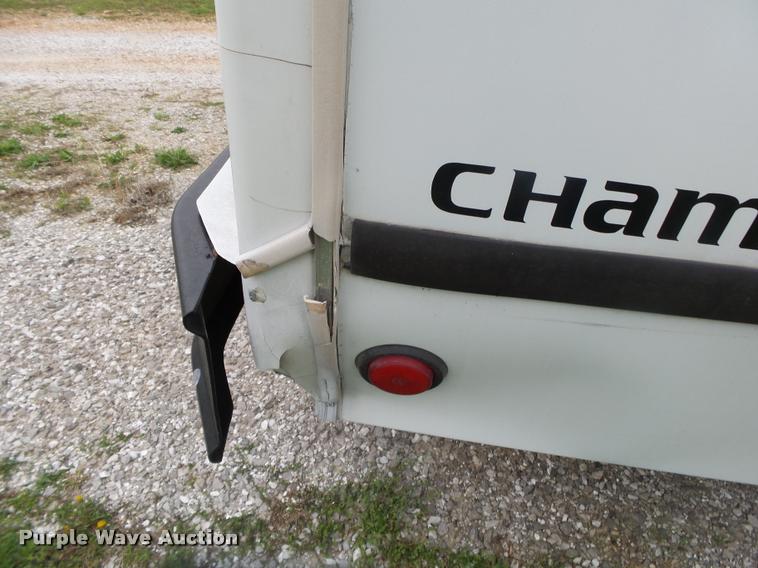 image for item DA2657 2002 Chevrolet Express 3500 Cargo shuttle bus