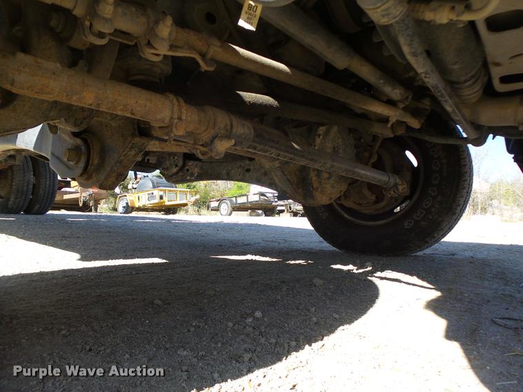 image for item DA3445 2010 Ford F350 Super Duty Crew Cab flatbed pickup truck