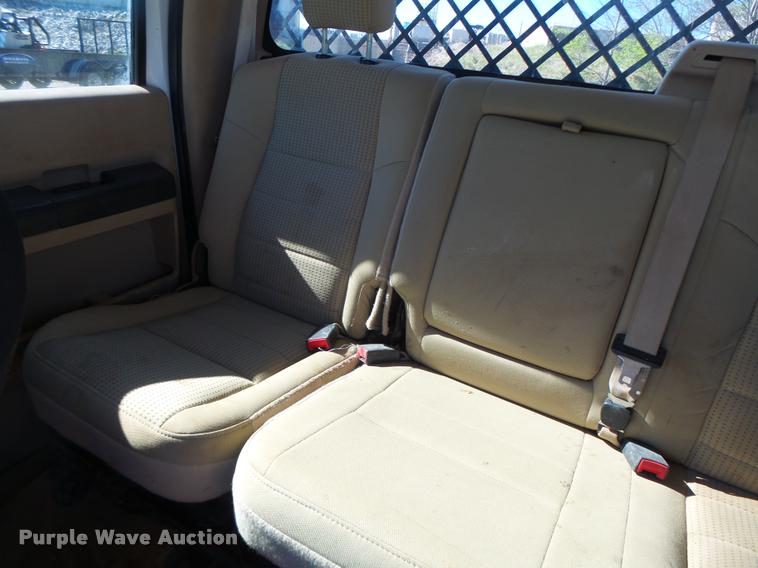 image for item DA3445 2010 Ford F350 Super Duty Crew Cab flatbed pickup truck