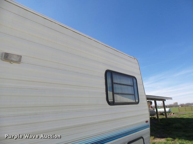 image for item DA3452 1992 Playmore 2550RK Premier LX camper