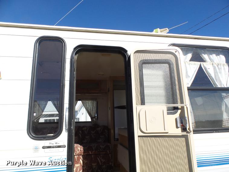 image for item DA3452 1992 Playmore 2550RK Premier LX camper