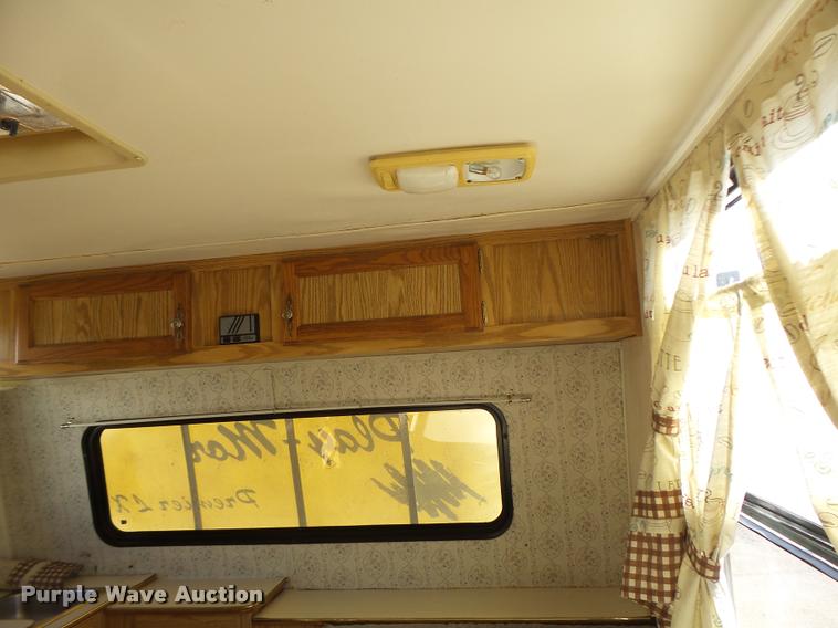 image for item DA3452 1992 Playmore 2550RK Premier LX camper