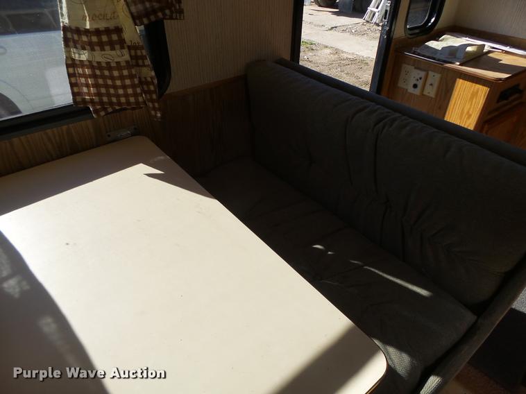 image for item DA3452 1992 Playmore 2550RK Premier LX camper