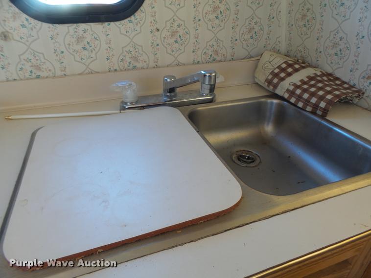 image for item DA3452 1992 Playmore 2550RK Premier LX camper