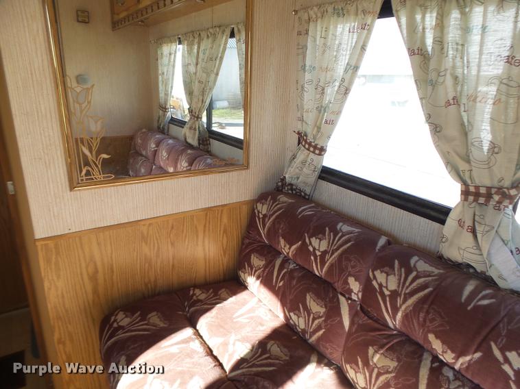 image for item DA3452 1992 Playmore 2550RK Premier LX camper