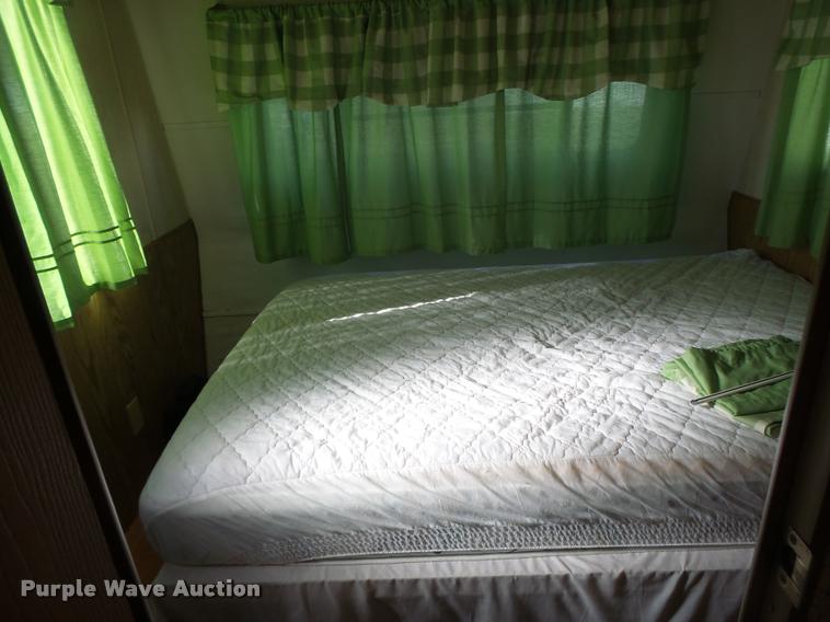 image for item DA3452 1992 Playmore 2550RK Premier LX camper