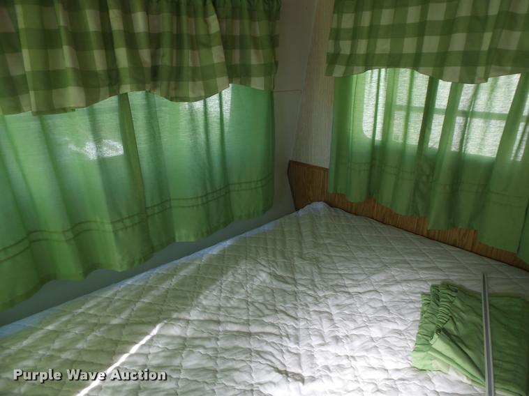 image for item DA3452 1992 Playmore 2550RK Premier LX camper