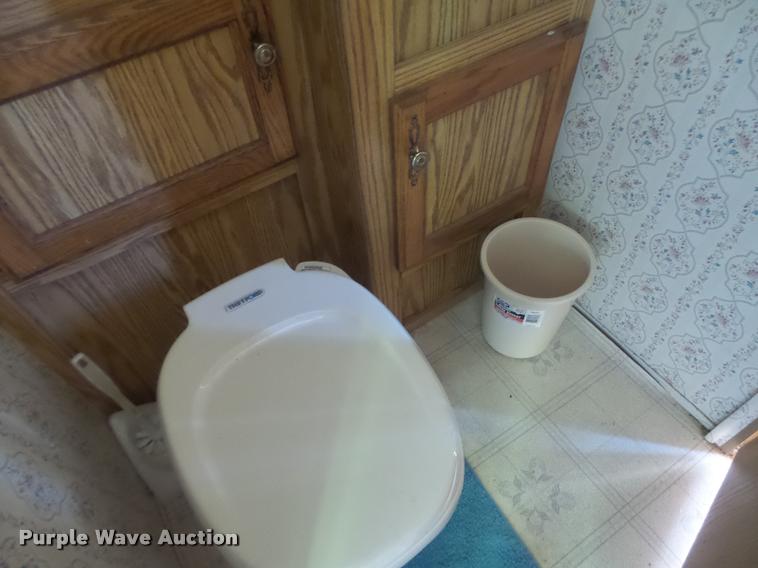 image for item DA3452 1992 Playmore 2550RK Premier LX camper