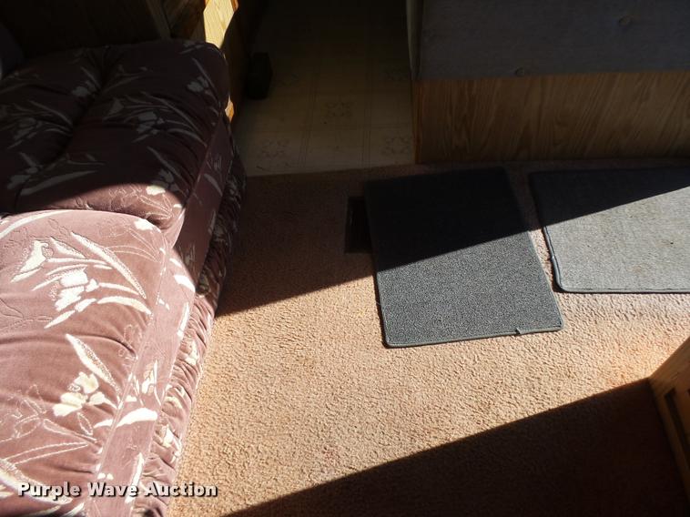 image for item DA3452 1992 Playmore 2550RK Premier LX camper