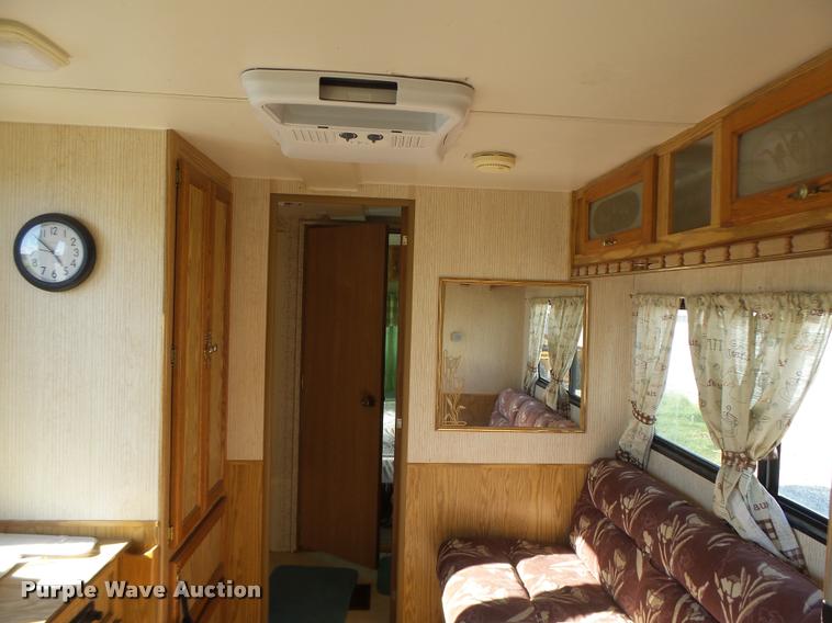 image for item DA3452 1992 Playmore 2550RK Premier LX camper