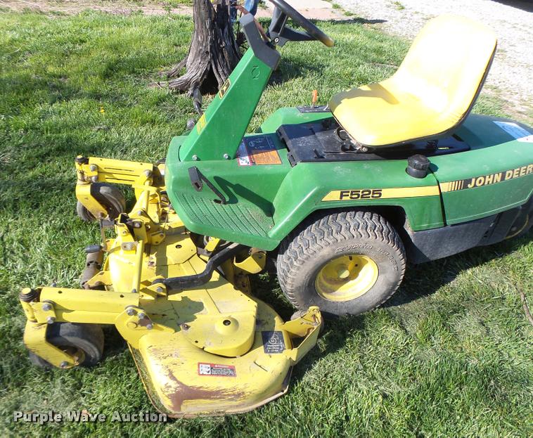 image for item DA3453 John Deere F525 lawn mower