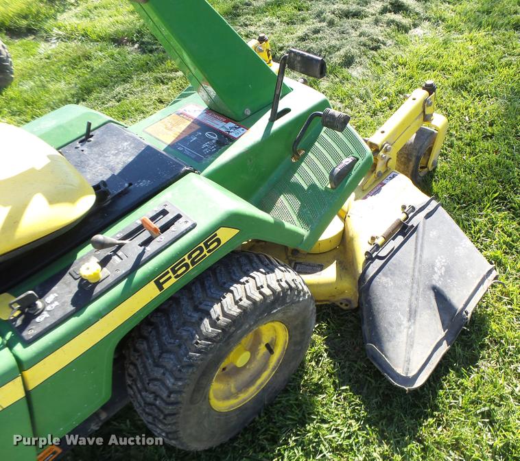 image for item DA3453 John Deere F525 lawn mower
