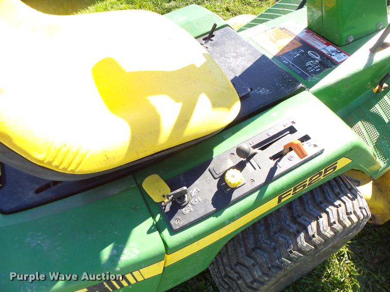 image for item DA3453 John Deere F525 lawn mower