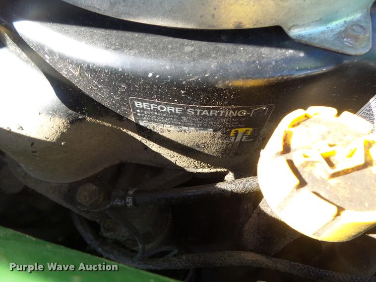 image for item DA3453 John Deere F525 lawn mower