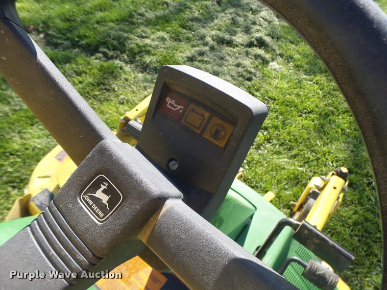 image for item DA3453 John Deere F525 lawn mower
