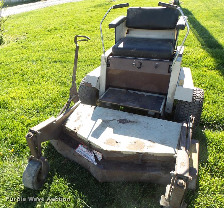 image for item DA3454 Grasshopper 1212 lawn mower