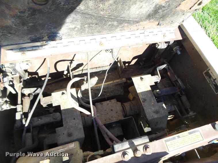 image for item DA3454 Grasshopper 1212 lawn mower