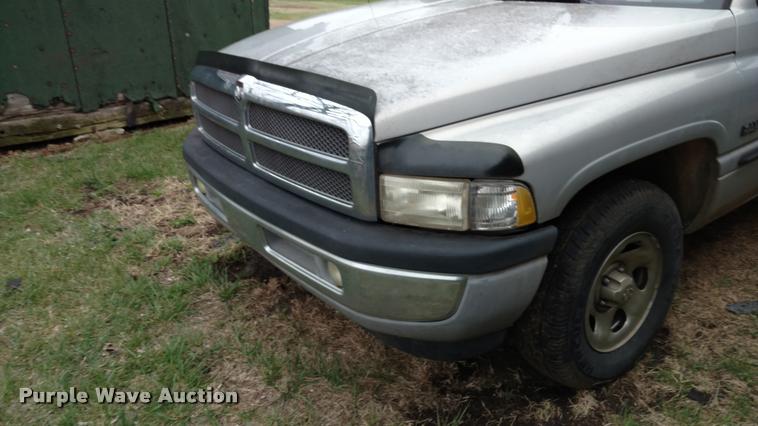 image for item DA5533 1999 Dodge Ram 1500 Quad Cab pickup truck