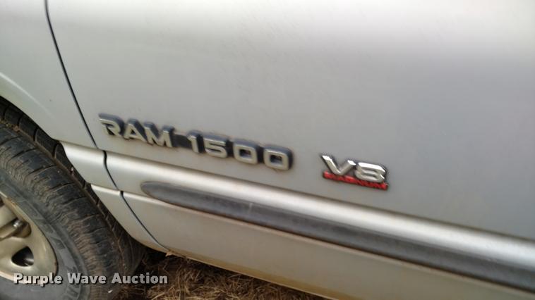 image for item DA5533 1999 Dodge Ram 1500 Quad Cab pickup truck