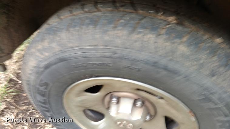 image for item DA5533 1999 Dodge Ram 1500 Quad Cab pickup truck