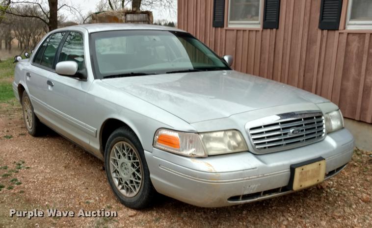 image for item DA5534 2001 Ford Crown Victoria