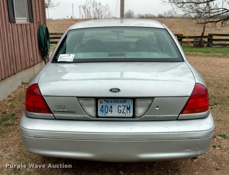 image for item DA5534 2001 Ford Crown Victoria