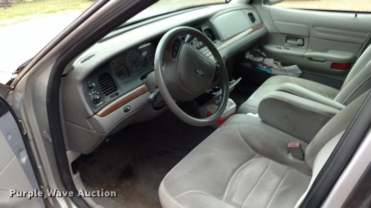 image for item DA5534 2001 Ford Crown Victoria