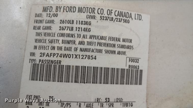 image for item DA5534 2001 Ford Crown Victoria