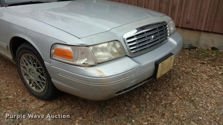 image for item DA5534 2001 Ford Crown Victoria