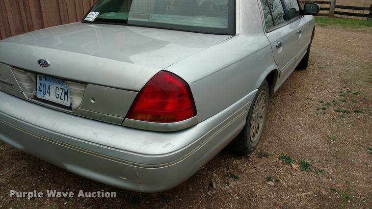 image for item DA5534 2001 Ford Crown Victoria
