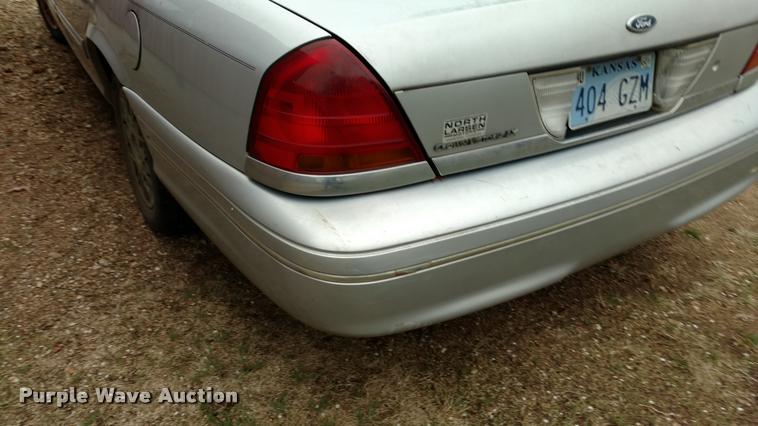 image for item DA5534 2001 Ford Crown Victoria