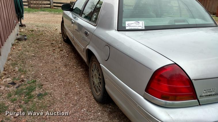 image for item DA5534 2001 Ford Crown Victoria