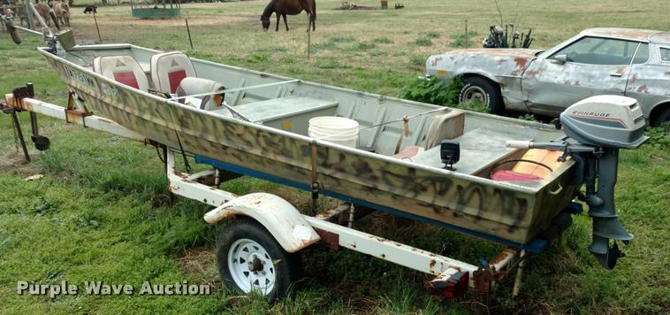 image for item DA5542 1984 Monark aluminum boat