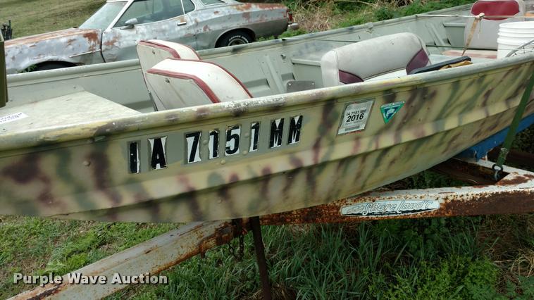 image for item DA5542 1984 Monark aluminum boat