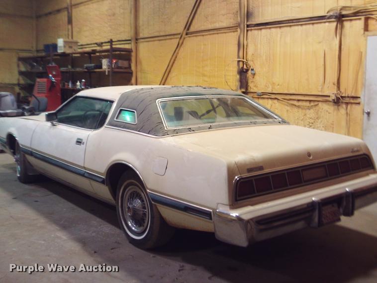 image for item DA6038 1976 Ford Thunderbird