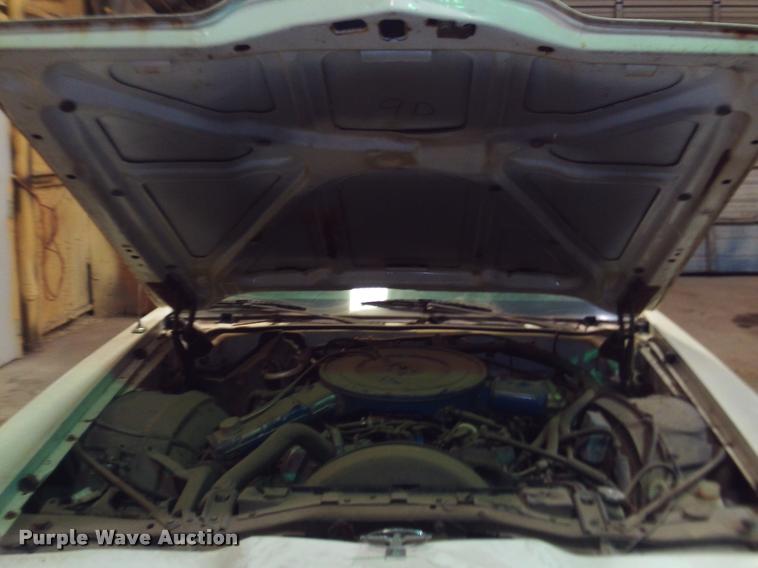 image for item DA6038 1976 Ford Thunderbird