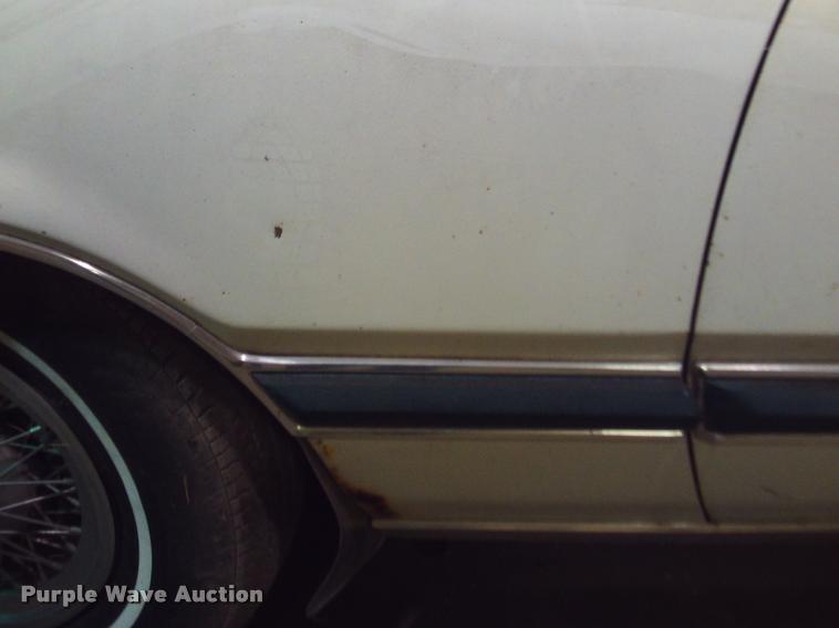 image for item DA6038 1976 Ford Thunderbird