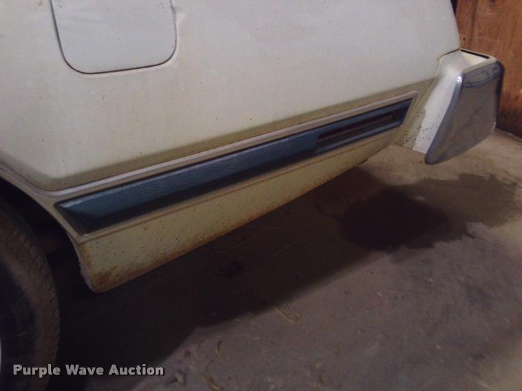 image for item DA6038 1976 Ford Thunderbird