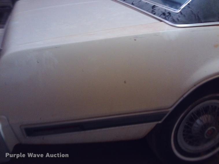 image for item DA6038 1976 Ford Thunderbird