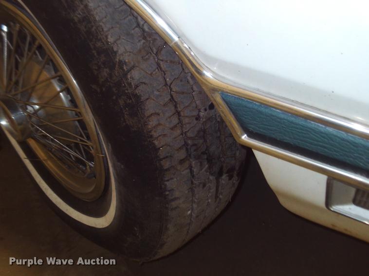 image for item DA6038 1976 Ford Thunderbird