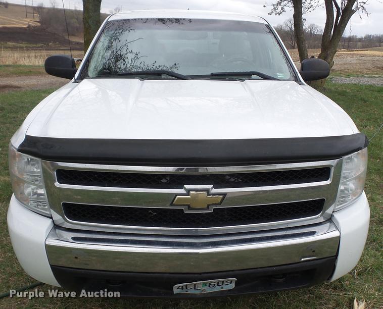image for item DA8003 2008 Chevrolet Silverado 1500 pickup truck