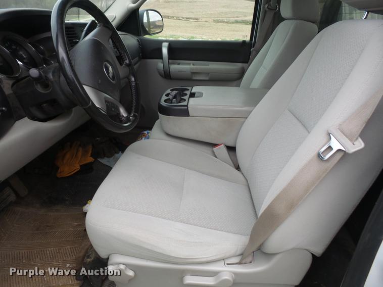 image for item DA8003 2008 Chevrolet Silverado 1500 pickup truck