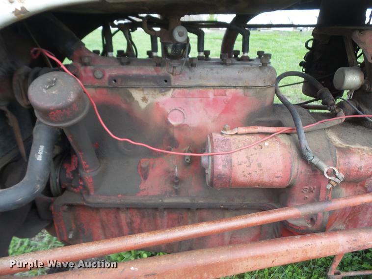 image for item DA8034 Ford tractor