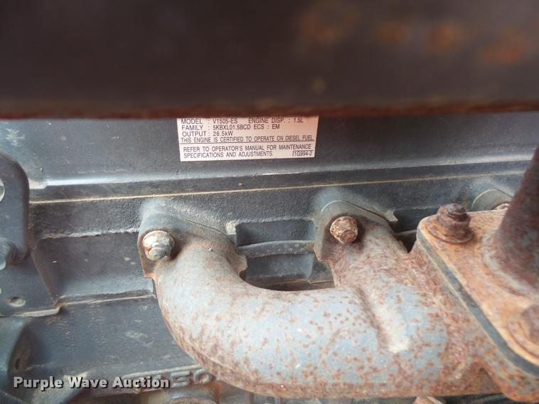 image for item DA8046 2003 Kubota B7800 MFWD tractor