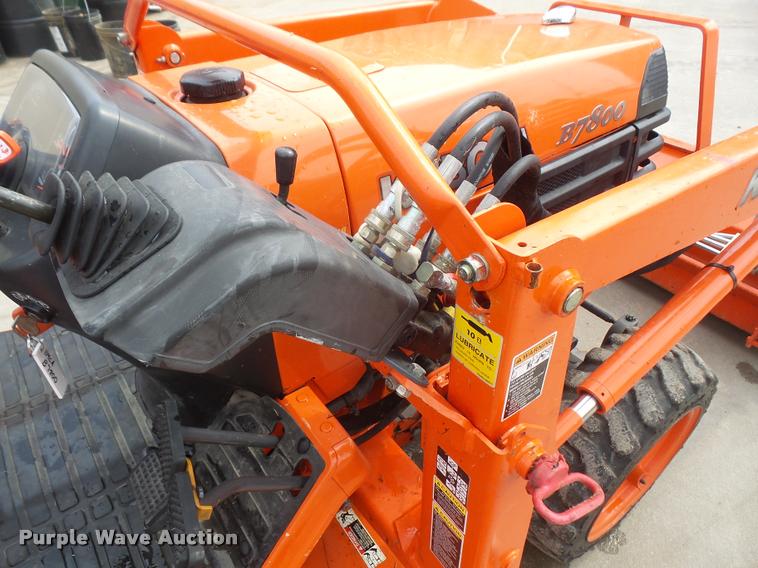image for item DA8046 2003 Kubota B7800 MFWD tractor