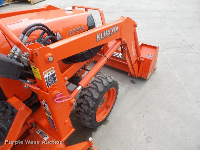 image for item DA8046 2003 Kubota B7800 MFWD tractor