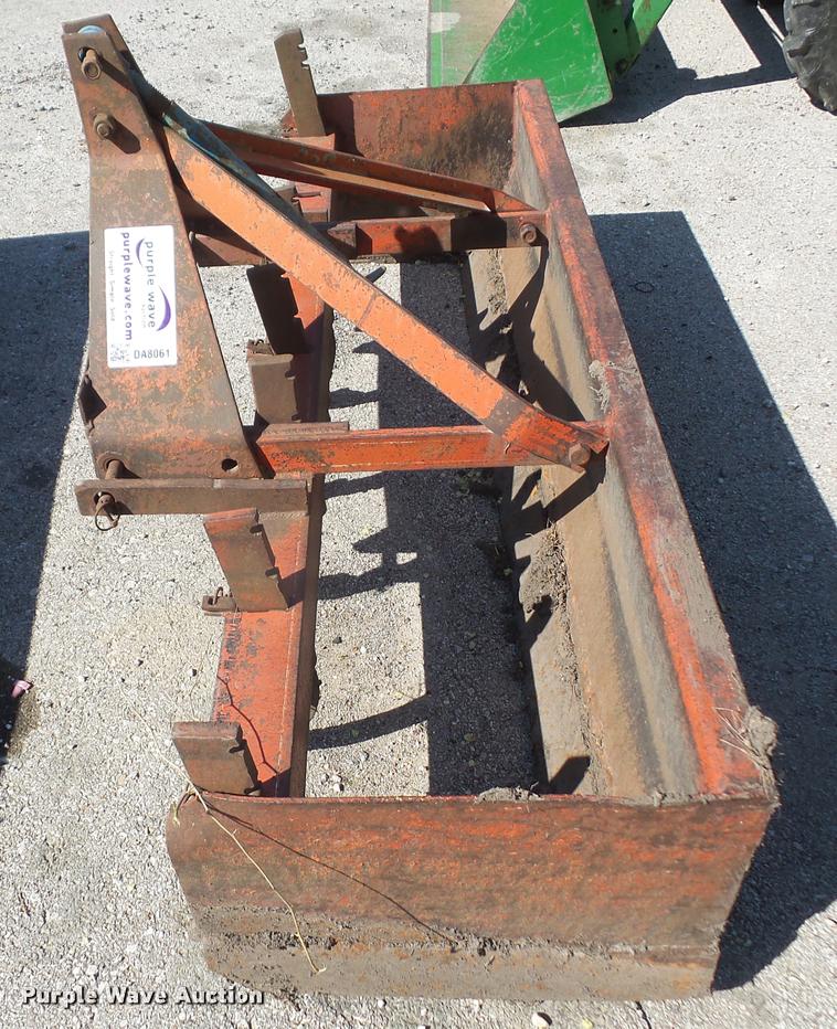 image for item DA8061 Box blade